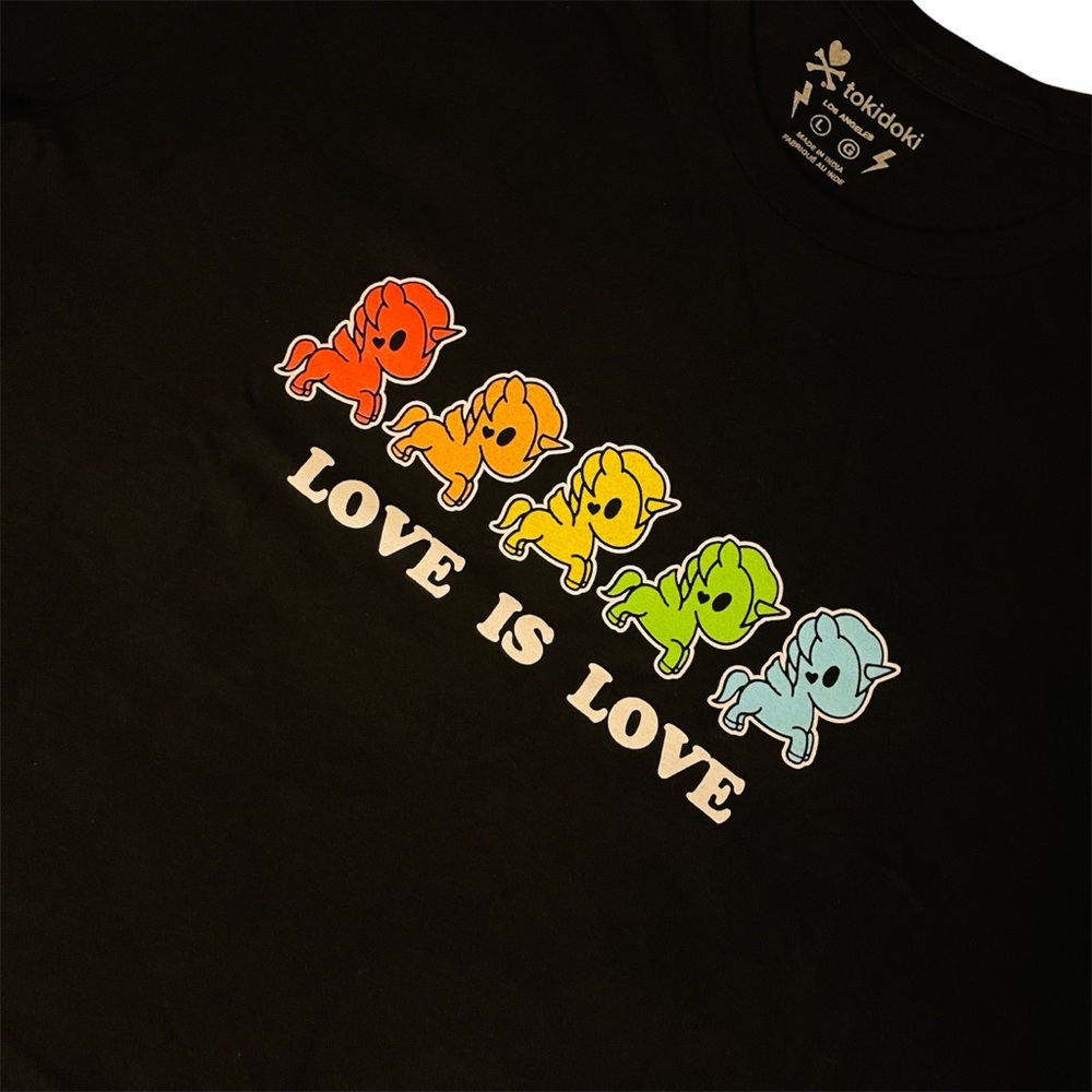 Tokidoki Rainbow Unicorno Heart LGBTQ Love Pride T-Shirt Men’s Large Tee HTF NWT